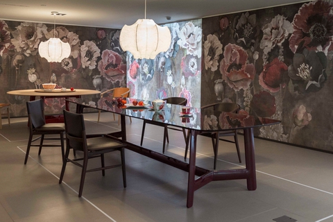 B&B Italia showroom in via Durini refreshes its look for the Milan Design Week.