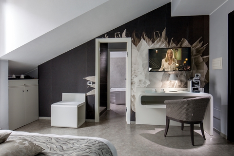 MONTENAPOLEONE SUITES, MILAN