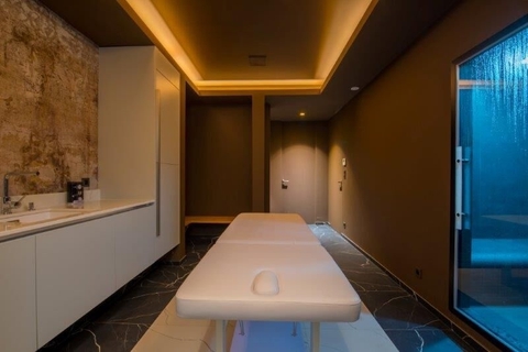 UN NUIT EN SAINT TROPEZ