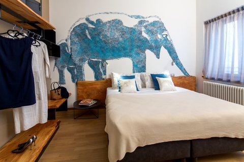 Mercatovecchio Luxury Suites, a new concept in contemporary hospitality.
