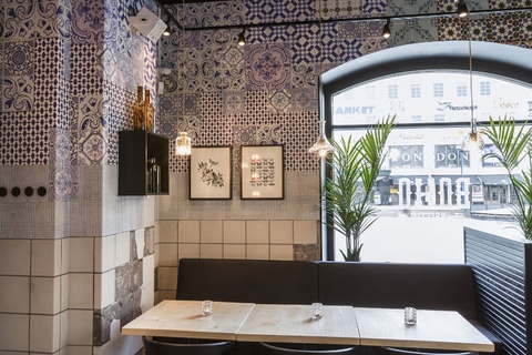 Suggestive atmospheres in the heart of Finland