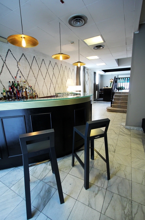 WALL&DECO' IN TV CON  HOTEL DA INCUBO