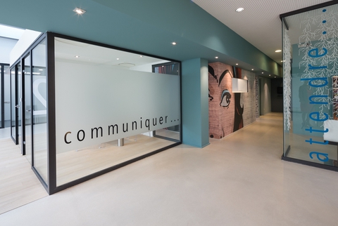 Surgery and implantology clinic - France