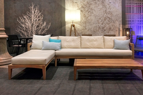 WALL&DECO' AT H.O.M.E. D.E.P.O.T