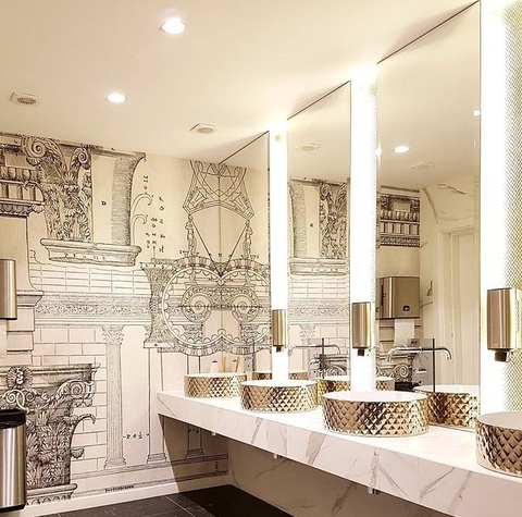 MAGNIFICUS PLAZA HOTEL