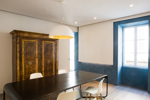 Papier peint et éclairagisme